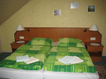 Hotel, Hotels, Duderstadt, Restaurant, Restaurants, Gästezimmer, Übernachtungen, Kegelbahn, Kegelbahnen, Eichsfeld, Hotel, Hotels, Duderstadt, Restaurant, Restaurants, Gästezimmer, Übernachtungen, Kegelbahn, Kegelbahnen, Eichsfeld,